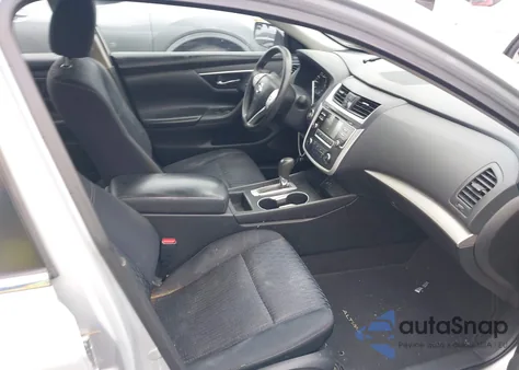 2016 Nissan Altima 2.5/2.5 S/2.5 Sl/2.5 Sr/2.5 Sv z USA, uszkodzony, nr VIN 1N4AL3AP4GN344636